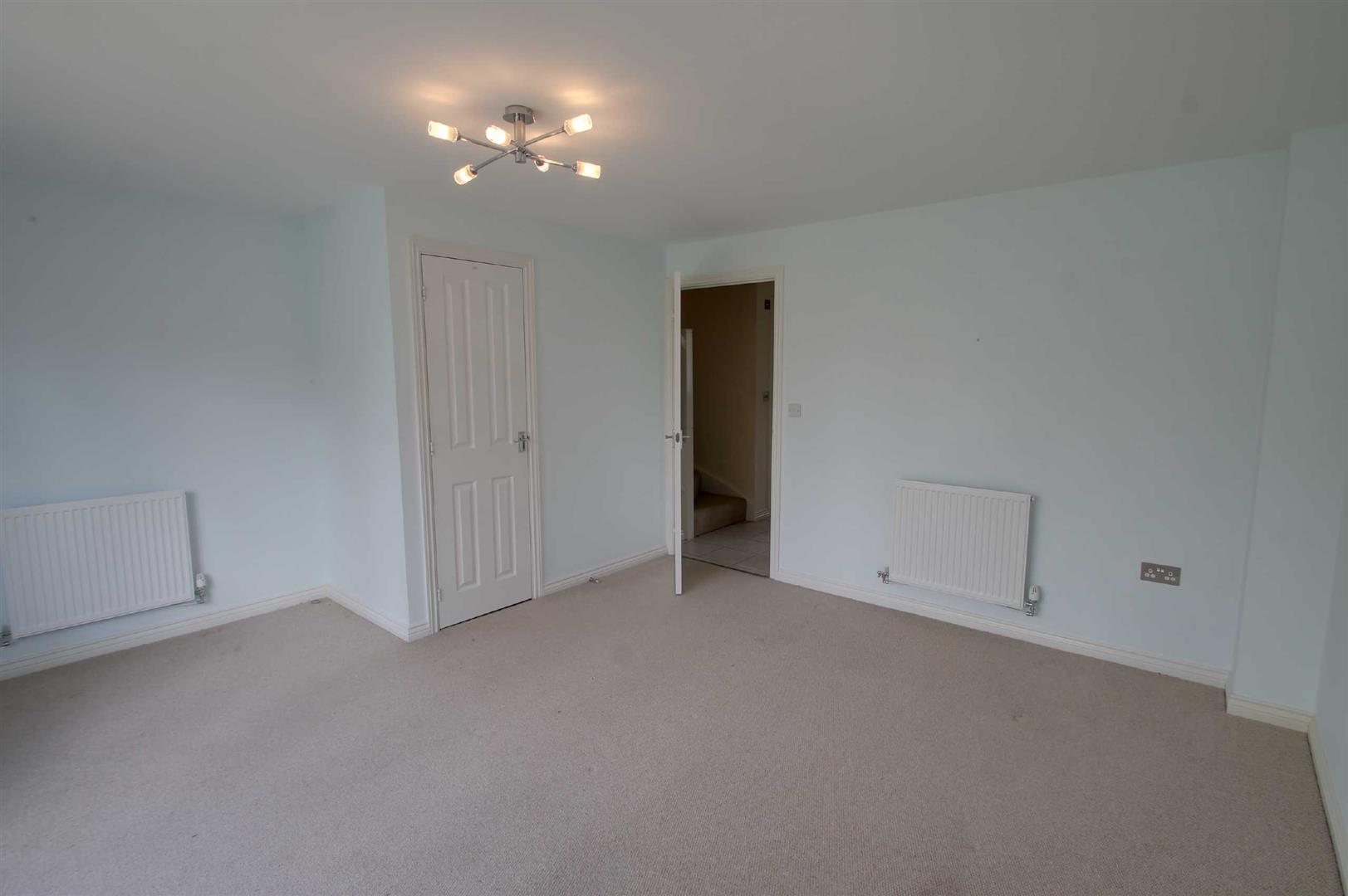 Warwick Avenue, Broughton, Milton Keynes